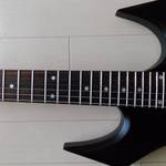 センターずれを直したギター